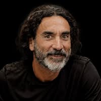 Aviram Tzur